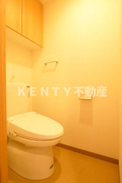 トイレ　落ち着いたトイレです