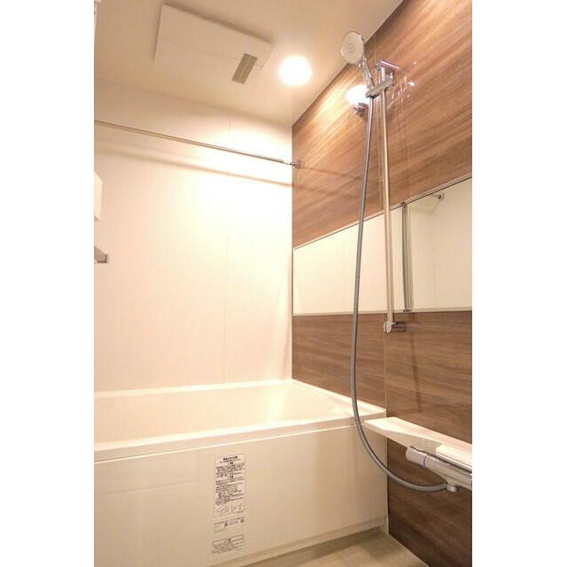 バス・シャワールーム　※写真は同タイプ住戸です。