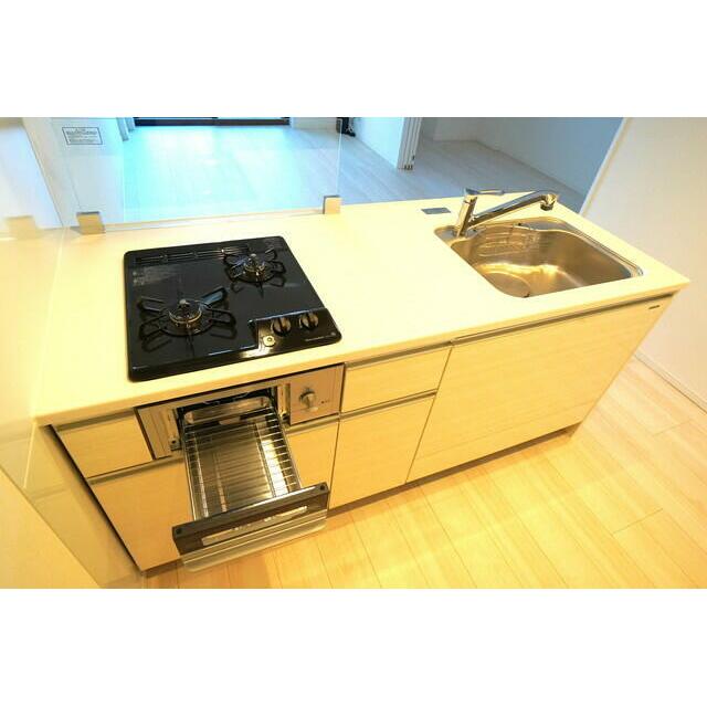 キッチン　※写真は同タイプ住戸です。
