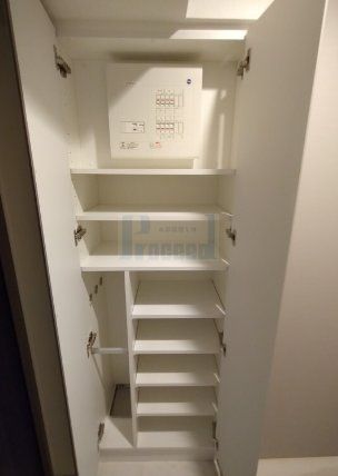 その他　たっぷりシューズボックス☆
