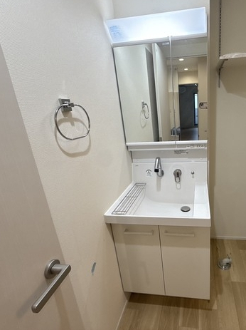 洗面設備　※同物件参考写真