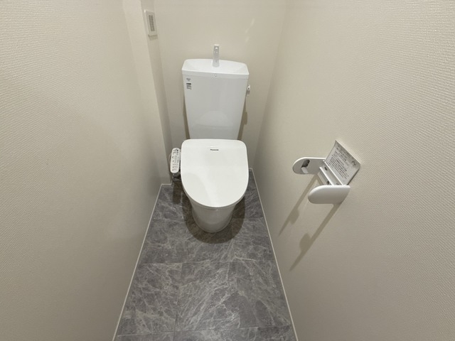 トイレ　※同物件参考写真