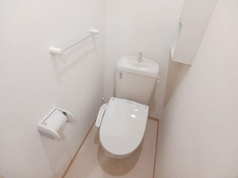 トイレ　図面と現状に相違がある場合には現状を優先