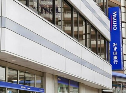 銀行　みずほ銀行平井支店（銀行）まで985m