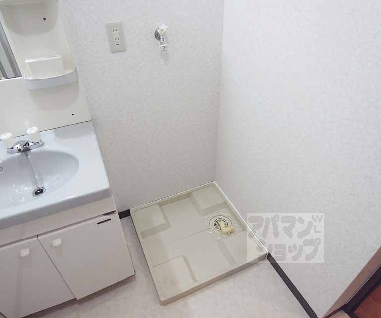 その他設備　暑い日も寒い日も室内にて洗濯できるので便利です！