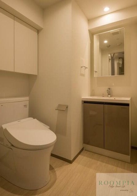 トイレ　※同タイプの別のお部屋です。