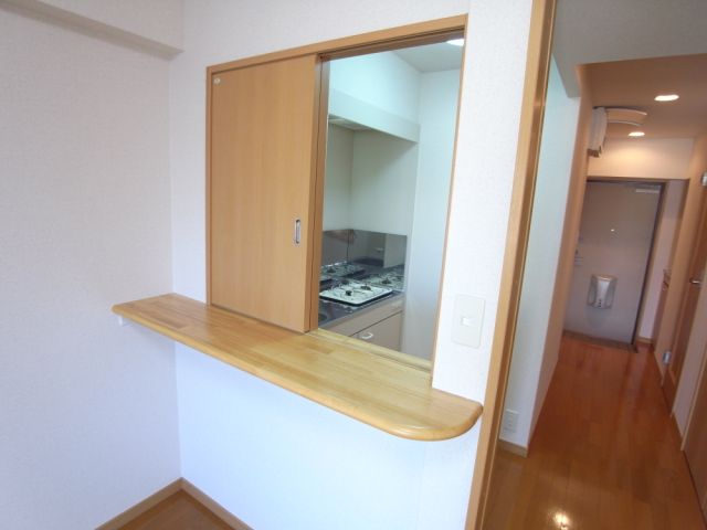キッチン　カウンター付