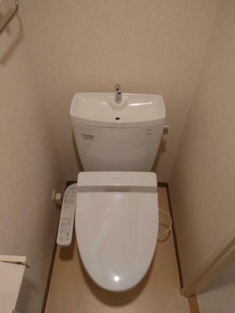 トイレ　シャワートイレ