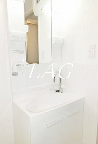 洗面設備　独立洗面台です。