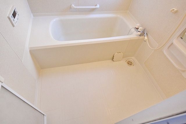 バス・シャワールーム　別部屋参考写真