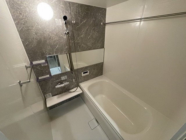 バス・シャワールーム　別タイプのお部屋の為、イメージになります。