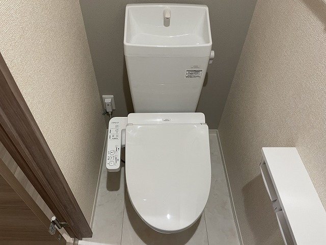 トイレ　別タイプのお部屋の為、イメージになります。