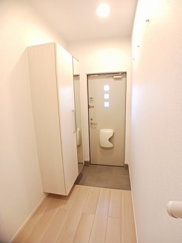玄関　明るい玄関です