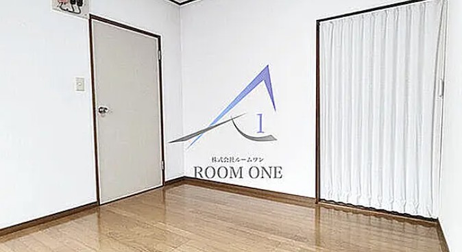 居室・リビング　洋室のお部屋です。