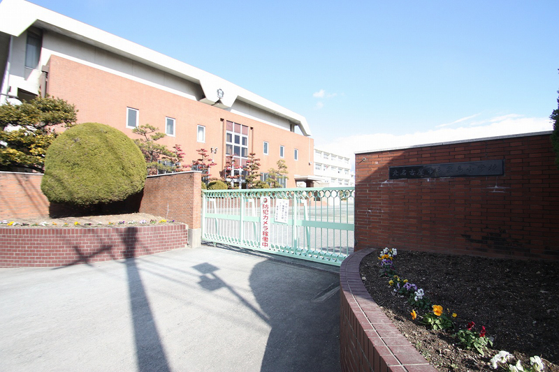 小学校　栗島小学校（小学校）まで1054m