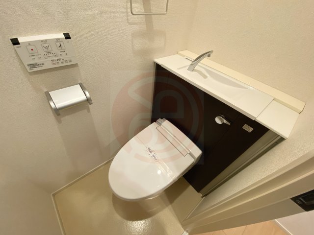 トイレ　清潔感のあるトイレです