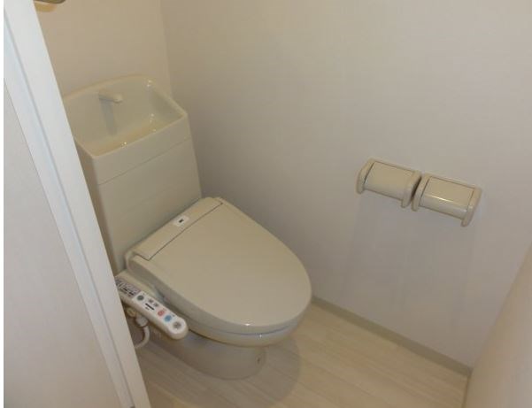 トイレ　※同タイプ・別部屋