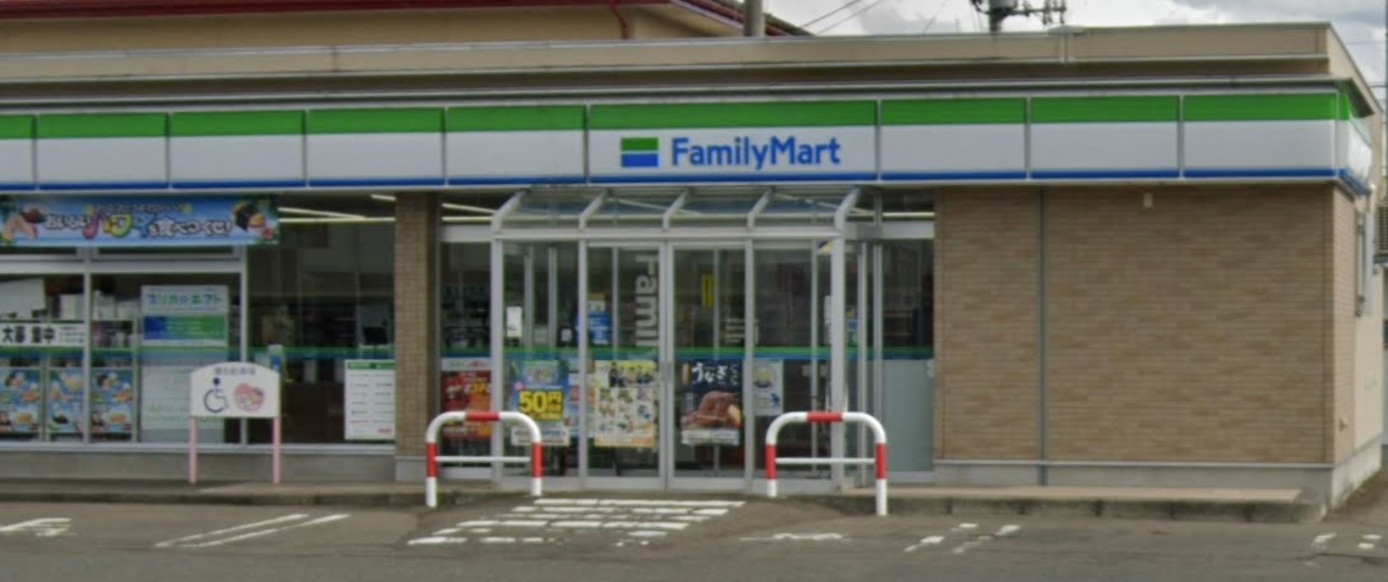 コンビニ　ファミリーマート紫波中央店（コンビニ）まで1132m