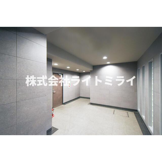 ロビー　?