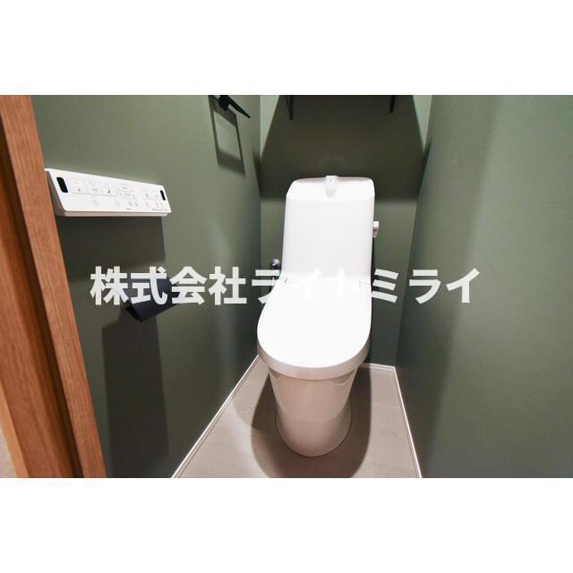 トイレ　?