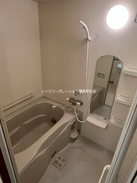 バス・シャワールーム　写真は同型タイプ