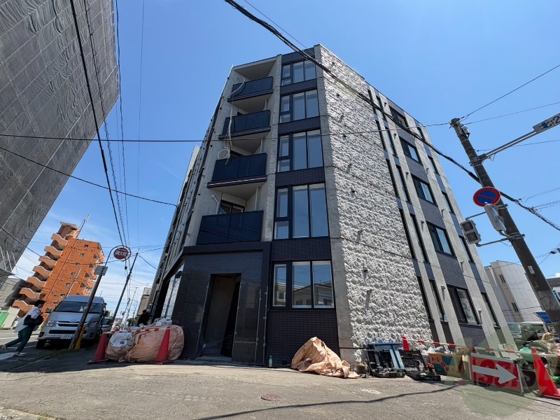 建物外観　札幌市北区北２５条西「アルファスクエア北２５西５」