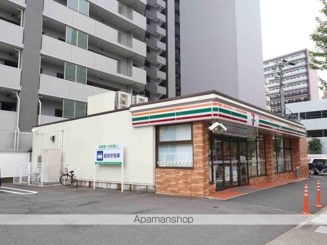 コンビニ　セブンイレブン（コンビニ）まで191m
