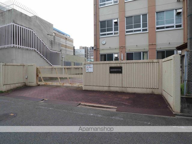 中学校　名古屋市立菊井中学校（中学校）まで514m