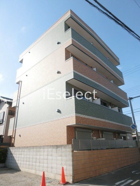 建物外観　２０１６年築　デザイナーズマンション。