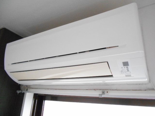 その他設備　エアコン完備で快適なお部屋です