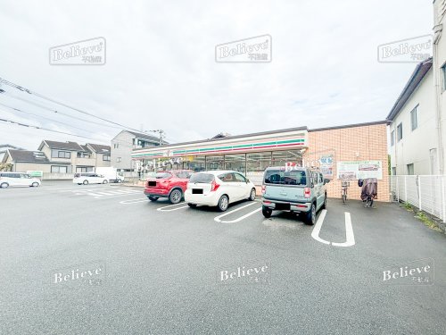 コンビニ　セブンイレブン 久留米十二軒屋店（コンビニ）まで104m