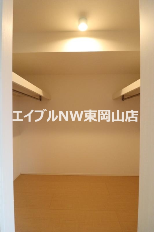 収納　トールタイプシューズボックス