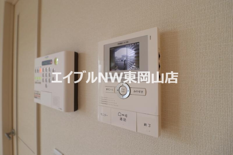 セキュリティ　収納力のあるウォークインクローゼット