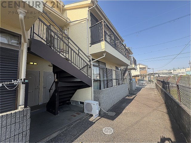 建物外観　南向きです♪