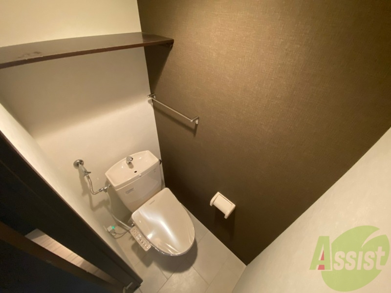 トイレ　こちらはトイレです。清潔感があり、安心して使用できます。