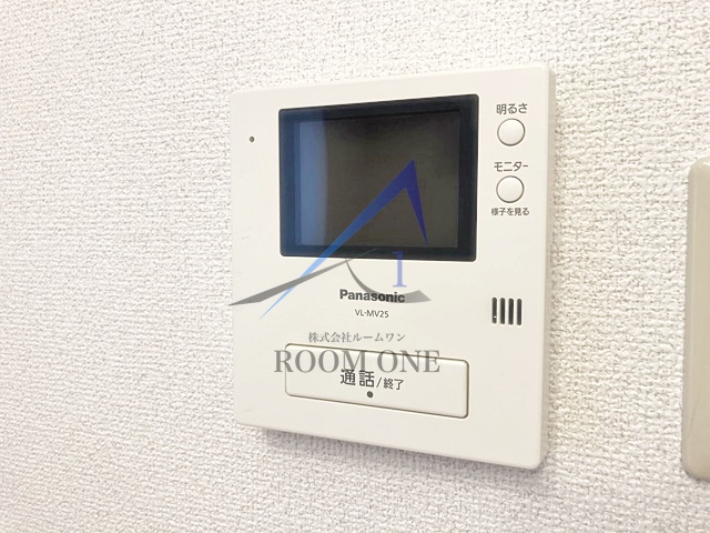セキュリティ　モニター付きインターホンです。