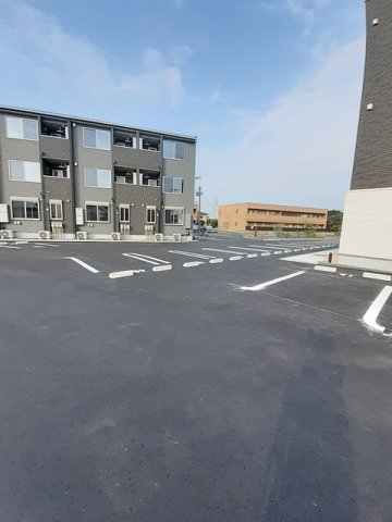 駐車場　【Ｉ・ＶＩＬＬＡＧＥ大手町　Ｃ】駐車場に車を止められます