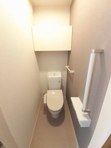 トイレ　【Ｉ・ＶＩＬＬＡＧＥ大手町　Ｃ】トイレです