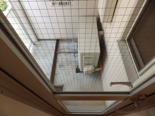 バルコニー　?