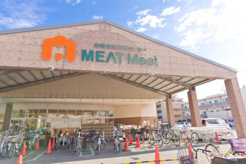 スーパー　JAPAN MEAT(ジャパン ミート) 白幡食肉卸売センタ（スーパー）まで726m