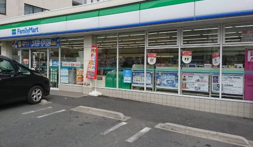 コンビニ　ファミリーマート さいたま根岸五丁目店（コンビニ）まで781m