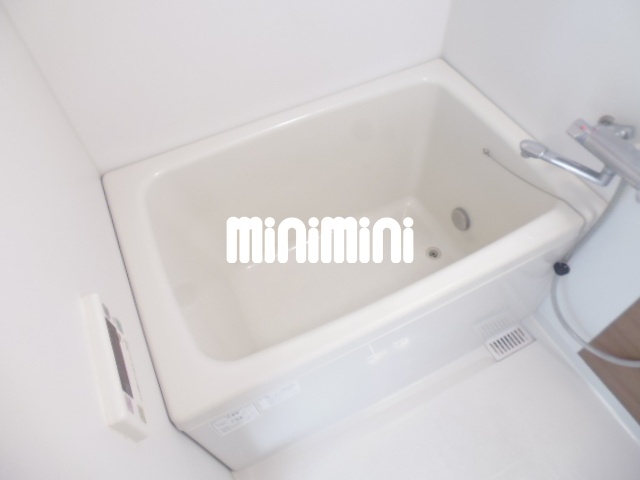 バス・シャワールーム　水周りキレイなシンクです！