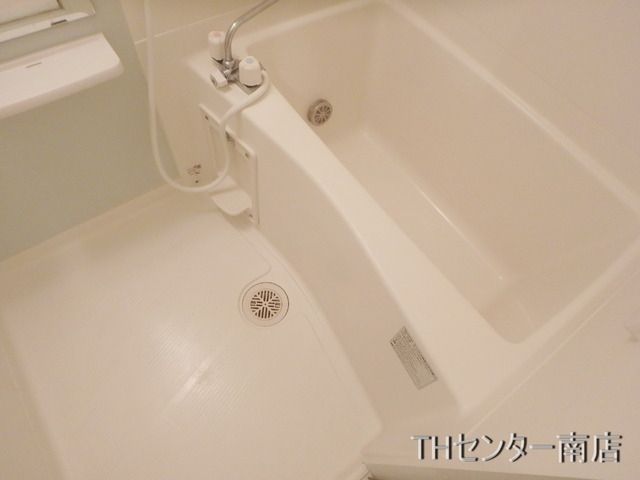 バス・シャワールーム　★追い焚き機能付き★