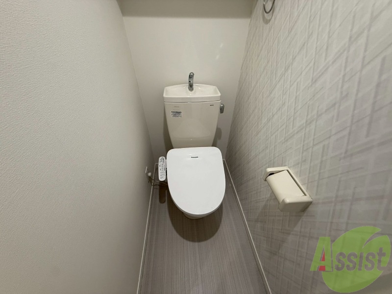 トイレ　トイレはウォシュレット付きです。シャワートイレは嬉しいですね
