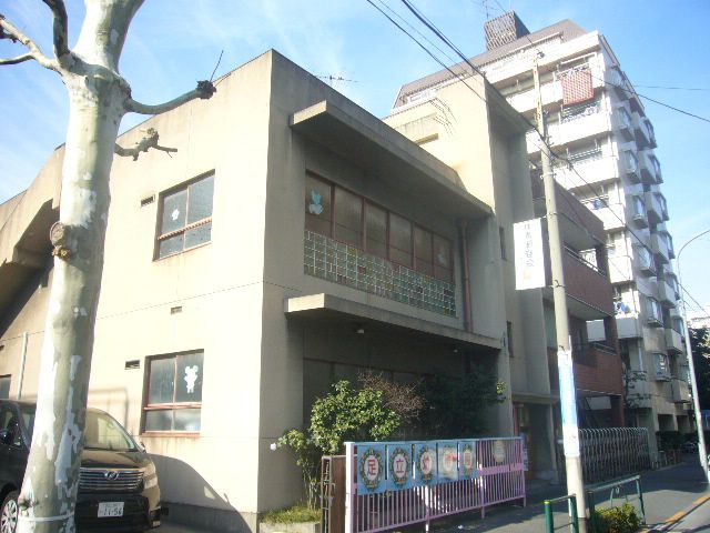 幼稚園・保育園　足立幼稚園（幼稚園・保育園）まで350m