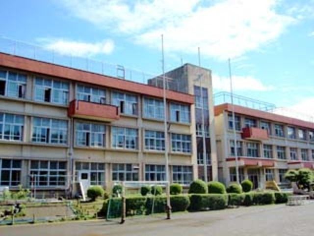 小学校　八王子市立宇津木台小学校（小学校）まで437m