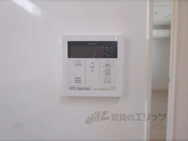 その他設備　給湯器リモコン