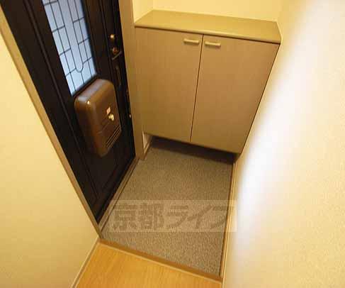 玄関　下駄箱付いてます