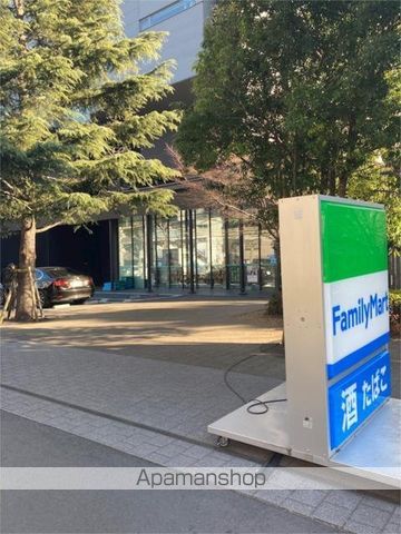コンビニ　ファミリーマート　早稲田大学中野プラザ店（コンビニ）まで86m
