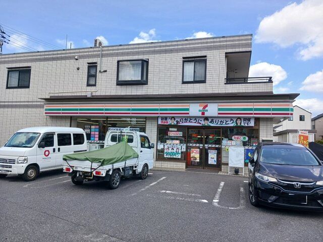コンビニ　セブンイレブン柏中新宿店（コンビニ）まで750m